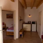אורחן Carolinger Huettendorf Weyer (Limburg-Weilburg)