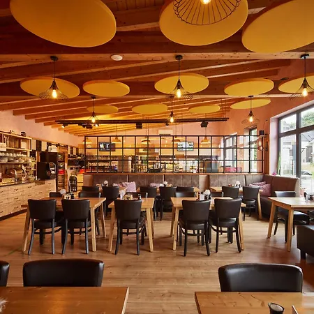 Inn Carolinger Huettendorf Weyer