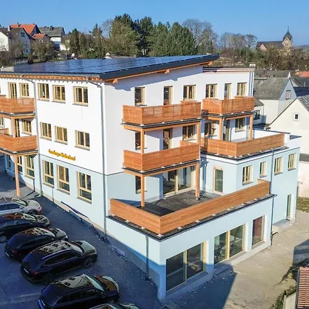 Carolinger Hotel 3*