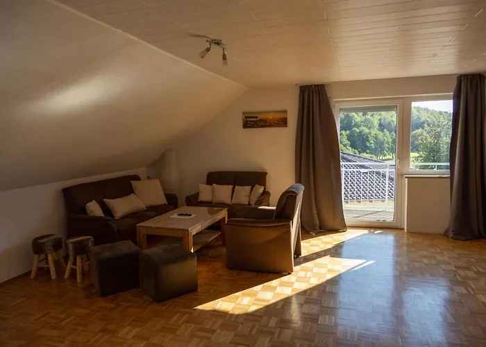 Carolinger Huettendorf 宾馆 3*