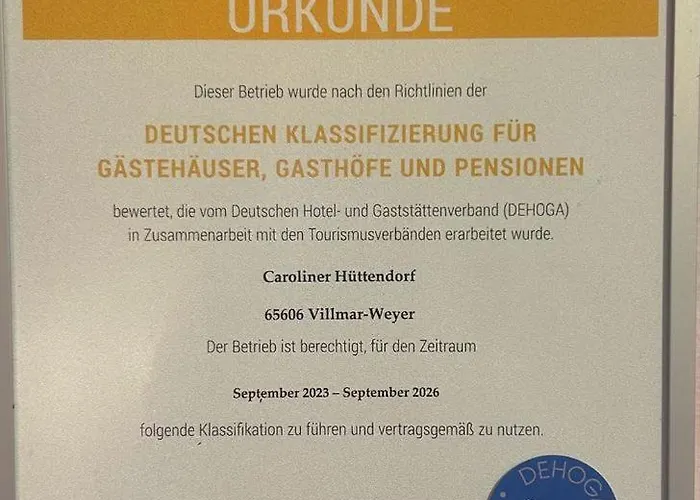 Carolinger Huettendorf 3*